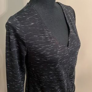 Max Studio Pointe Knit Space Dye long sleeve v-neck Shift Dress sz S